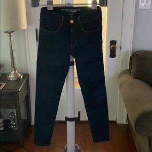 American Eagle - Size 8 - Jegging